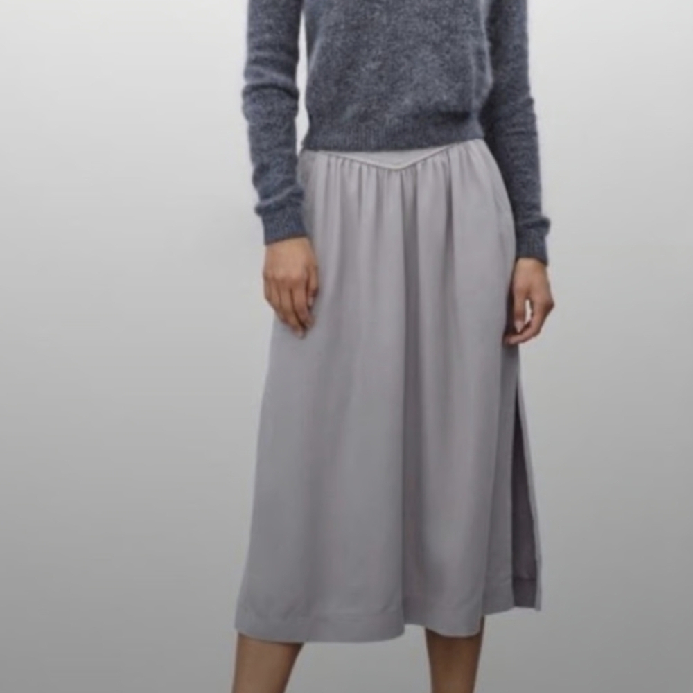 ♡ Aritzia Wilfred Taupe Gabrielle Midi Skirt with Side Slits Size XXS